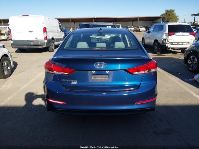 Hyundai ELANTRA SE 2017 5NPD74LF2HH081019 Image 16