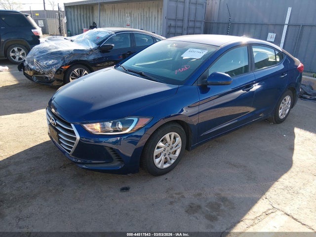 Hyundai ELANTRA SE 2017 5NPD74LF2HH081019 Image 2