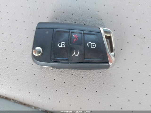 2020 VOLKSWAGEN TIGUAN 3VV3B7AX9LM122239 Photo 10