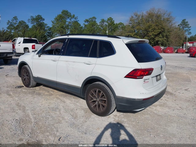 2020 VOLKSWAGEN TIGUAN 3VV3B7AX9LM122239 Photo 2