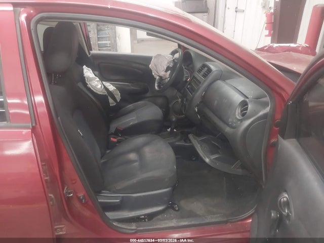 3N1CN7AP9JL800063 Nissan Versa 1.6 S+