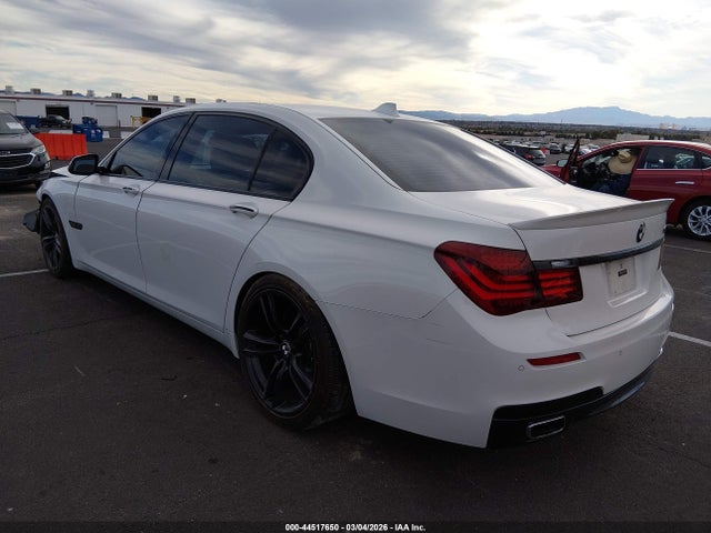 2013 Bmw 750li მანქანა იყიდება აუქციონზე, vin: WBAYE8C53DD133132, აუქციონის ნომერი: 44517650