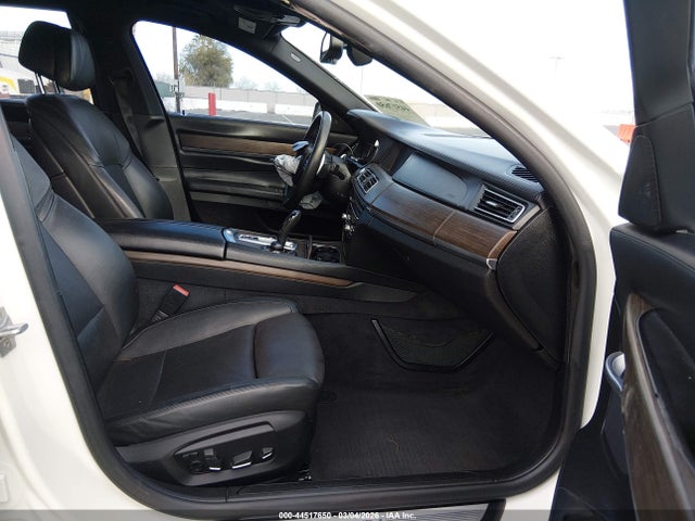 2013 Bmw 750li მანქანა იყიდება აუქციონზე, vin: WBAYE8C53DD133132, აუქციონის ნომერი: 44517650