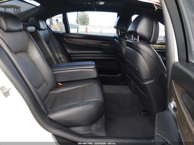 2013 Bmw 750li მანქანა იყიდება აუქციონზე, vin: WBAYE8C53DD133132, აუქციონის ნომერი: 44517650