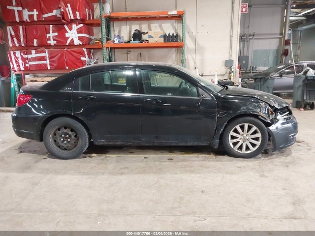 Продажа на аукционе авто 2012 Chrysler 200 Lx, vin: 1C3CCBAB2CN134973, номер лота: 44517706