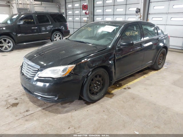 Продажа на аукционе авто 2012 Chrysler 200 Lx, vin: 1C3CCBAB2CN134973, номер лота: 44517706