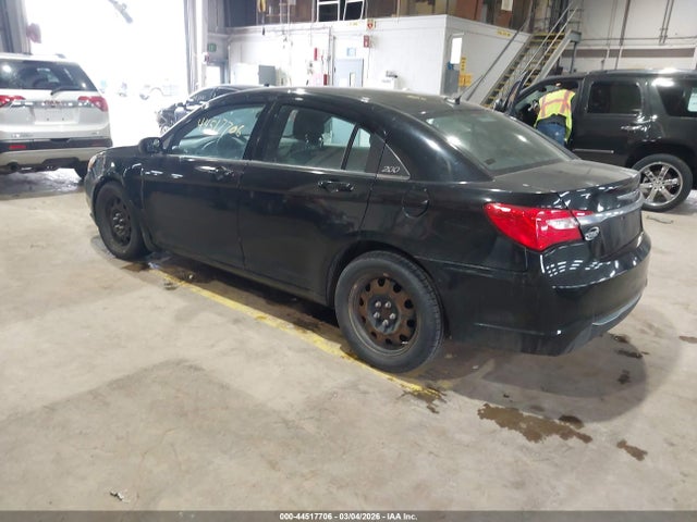 Продажа на аукционе авто 2012 Chrysler 200 Lx, vin: 1C3CCBAB2CN134973, номер лота: 44517706