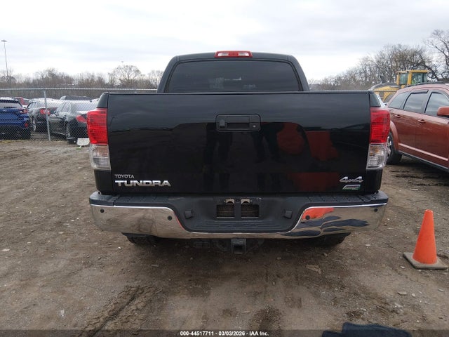 Продаж на аукціоні авто 2013 Toyota Tundra Platinum 5.7l V8, vin: 5TFHW5F15DX281031, номер лоту: 44517711