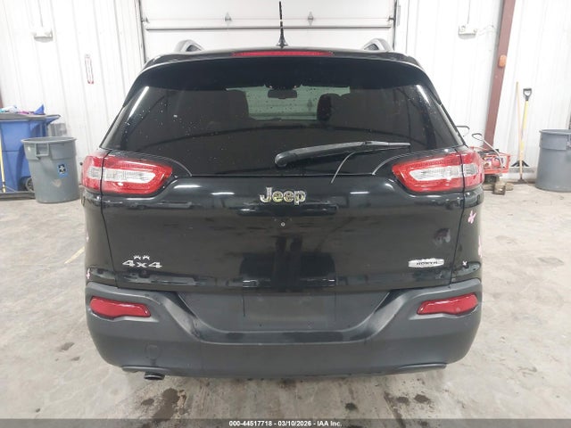 2015 Jeep Cherokee Latitude მანქანა იყიდება აუქციონზე, vin: 1C4PJMCBXFW648905, აუქციონის ნომერი: 44517718