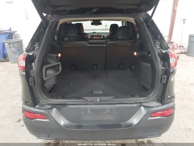 2015 Jeep Cherokee Latitude მანქანა იყიდება აუქციონზე, vin: 1C4PJMCBXFW648905, აუქციონის ნომერი: 44517718