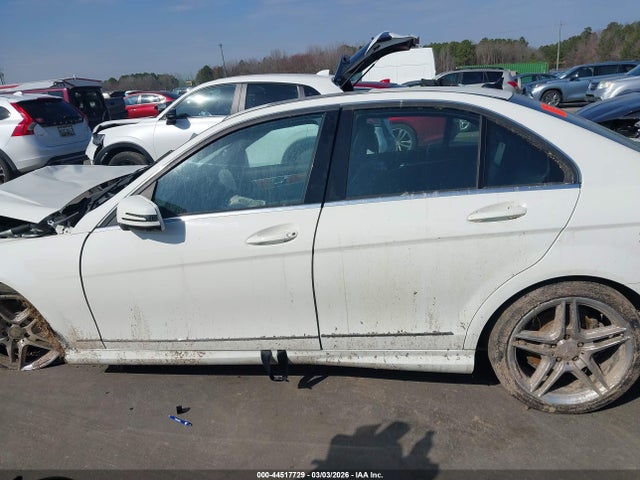 44517729 :رقم المزاد ، WDDGF5EB7BR138644 vin ، 2011 Mercedes-benz C 300 Sport مزاد بيع