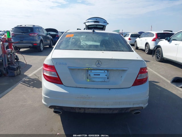 44517729 :رقم المزاد ، WDDGF5EB7BR138644 vin ، 2011 Mercedes-benz C 300 Sport مزاد بيع