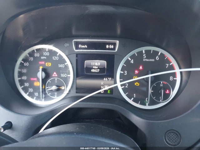 SJKCH5CR1JA053117 Infiniti Qx30 Premium
