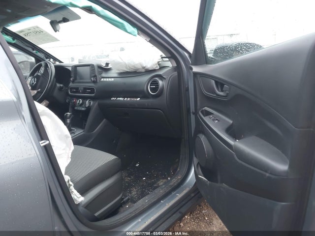 2018 HYUNDAI KONA KM8K22AA0JU115712 Photo 4