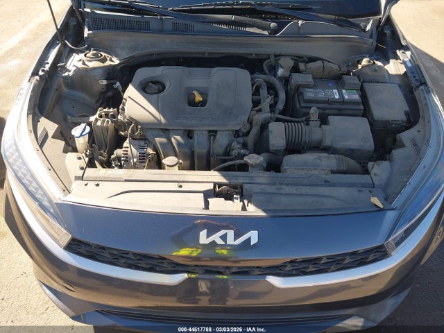 3KPF24AD9NE427852 KIA Forte Lxs