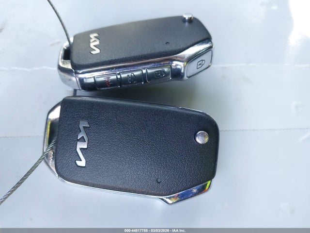 3KPF24AD9NE427852 KIA Forte Lxs