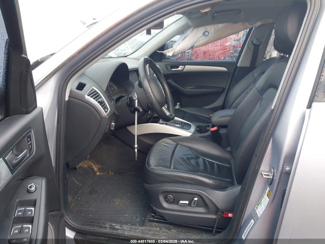 Продаж на аукціоні авто 2017 Audi Q5 2.0t Premium, vin: WA1C2AFP2HA024060, номер лоту: 44517805