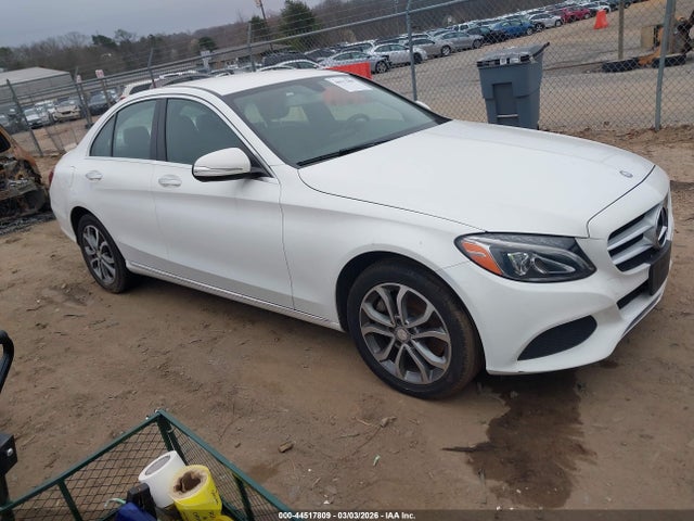 2015 MERCEDES-BENZ C 300 55SWF4KBXFU041498