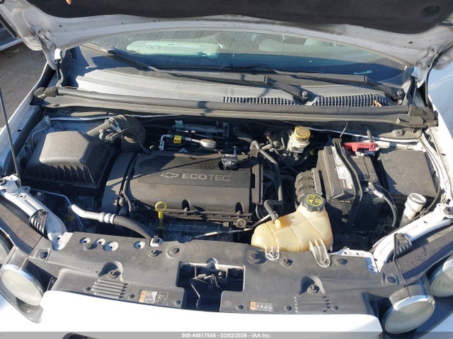 1G1JC6SH0F4121543 Chevrolet Sonic Lt Auto