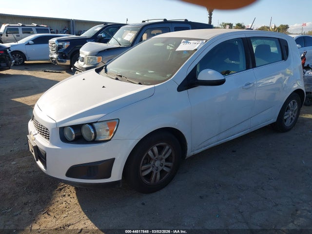 1G1JC6SH0F4121543 Chevrolet Sonic Lt Auto