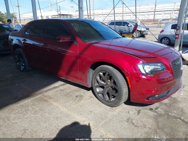 Chrysler 300 300s 2023 2C3CCABG3PH661813 main image