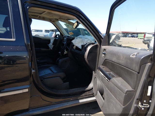44517860 :رقم المزاد ، 1J8FF48B39D107581 vin ، 2009 Jeep Patriot Limited مزاد بيع