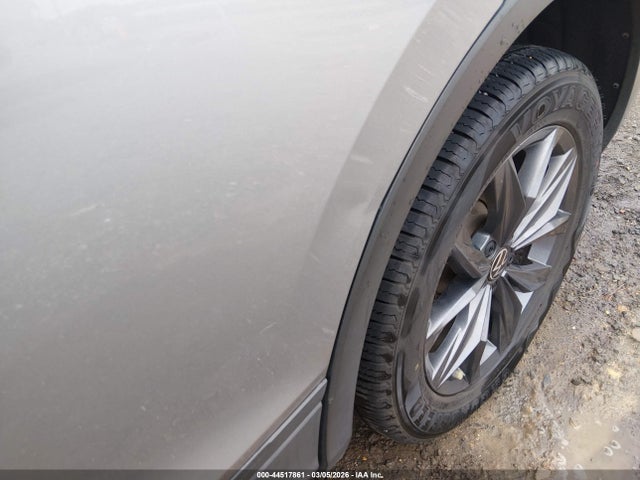 Продаж на аукціоні авто 2022 Volkswagen Tiguan 2.0t Se, vin: 3VV3B7AX8NM101580, номер лоту: 44517861