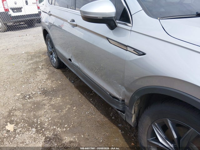 Продаж на аукціоні авто 2022 Volkswagen Tiguan 2.0t Se, vin: 3VV3B7AX8NM101580, номер лоту: 44517861