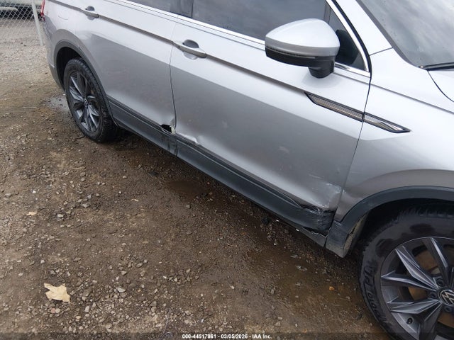 Продаж на аукціоні авто 2022 Volkswagen Tiguan 2.0t Se, vin: 3VV3B7AX8NM101580, номер лоту: 44517861