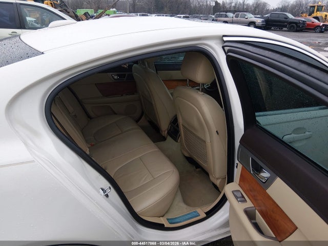 Продажа на аукционе авто 2010 Jaguar Xf, vin: SAJWA0FA1AHR70595, номер лота: 44517868
