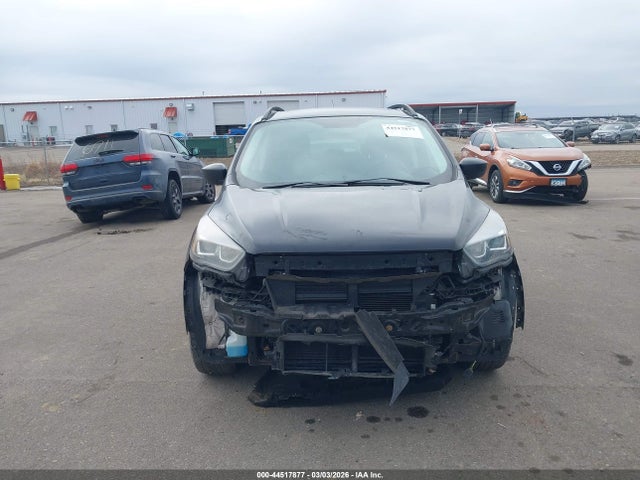 1FMCU9GDXHUB12030 Ford ESCAPE SE