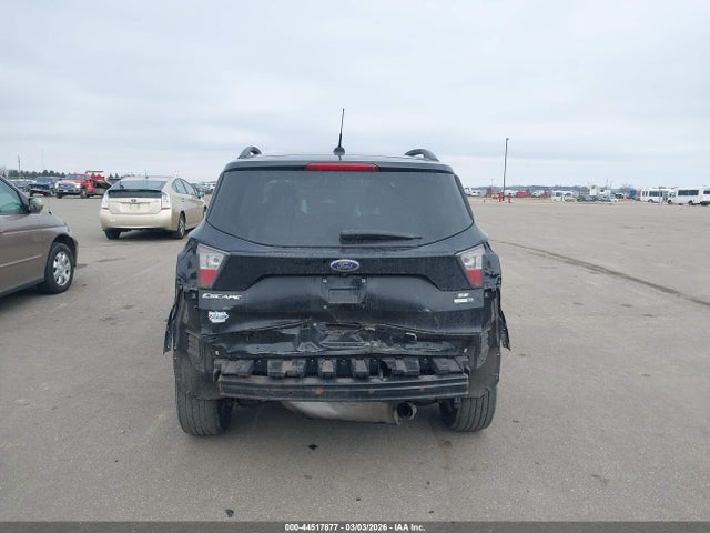 1FMCU9GDXHUB12030 Ford ESCAPE SE