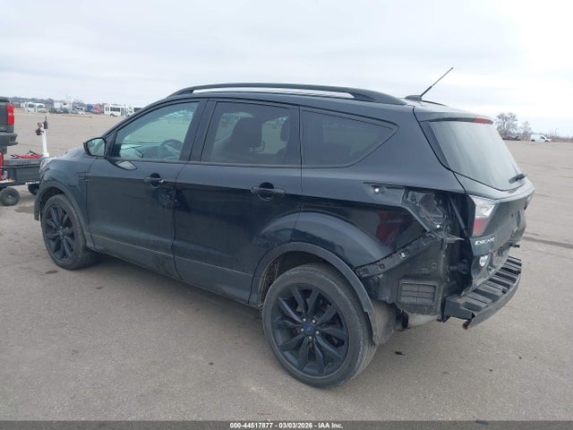 1FMCU9GDXHUB12030 Ford ESCAPE SE