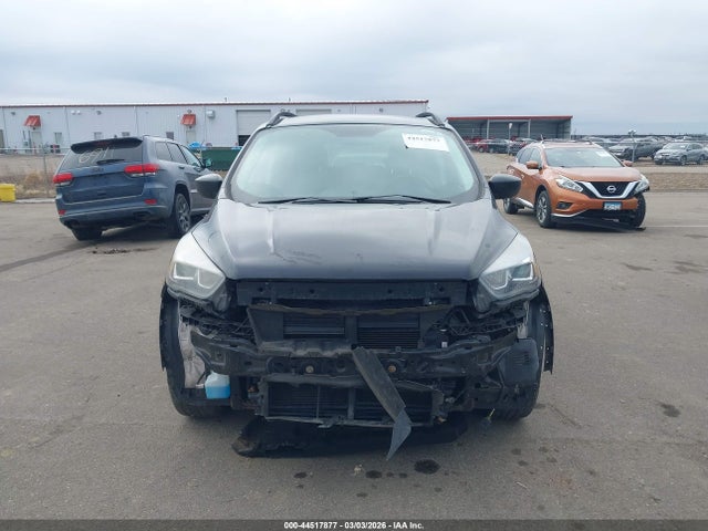 1FMCU9GDXHUB12030 Ford ESCAPE SE