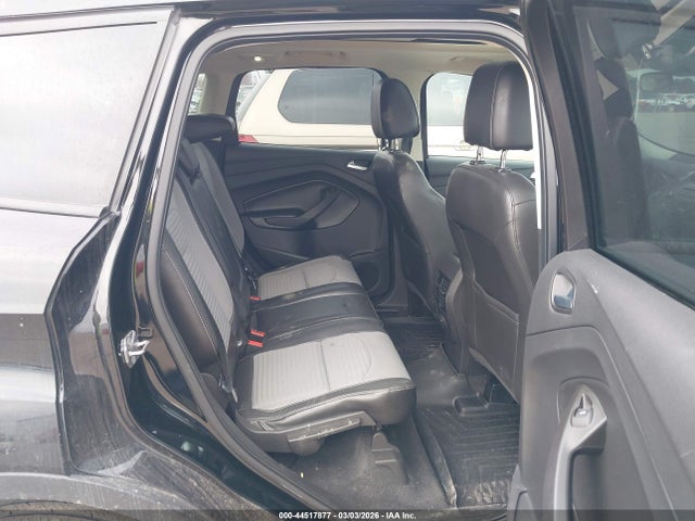 1FMCU9GDXHUB12030 Ford ESCAPE SE