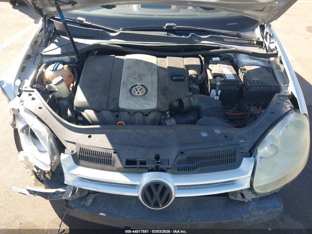 44517881 :رقم المزاد ، WVWBB71K38W239577 vin ، 2008 Volkswagen Rabbit S مزاد بيع
