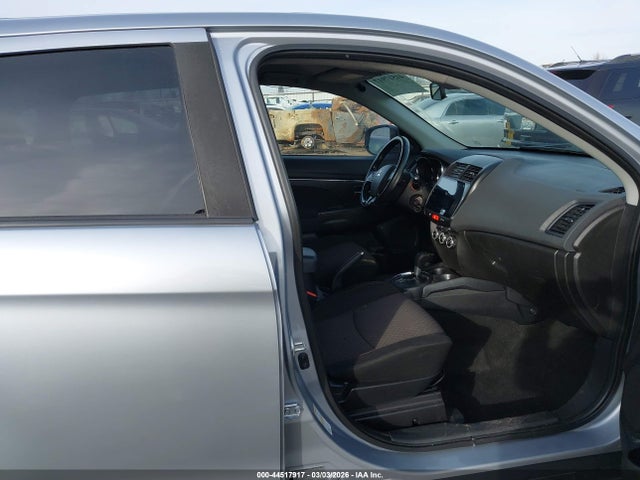 2017 MITSUBISHI OUTLANDER SPORT JA4AR3AU3HZ057128 Photo 4