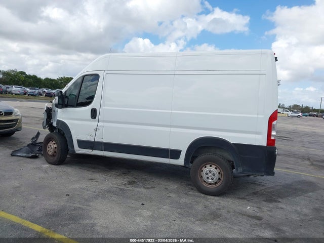 2018 Ram Promaster 2500 High Roof 136 Wb მანქანა იყიდება აუქციონზე, vin: 3C6TRVCG9JE113017, აუქციონის ნომერი: 44517922