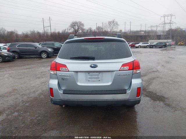 Subaru Outback 2.5i Premium 2014 4S4BRBCC4E3311271 Image 17