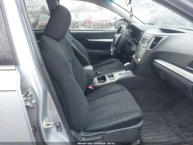 Subaru Outback 2.5i Premium 2014 4S4BRBCC4E3311271 Image 5