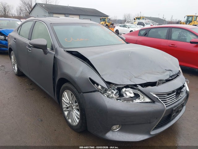 44517940 :رقم المزاد ، JTHBK1GG3E2151422 vin ، 2014 Lexus Es 350 مزاد بيع