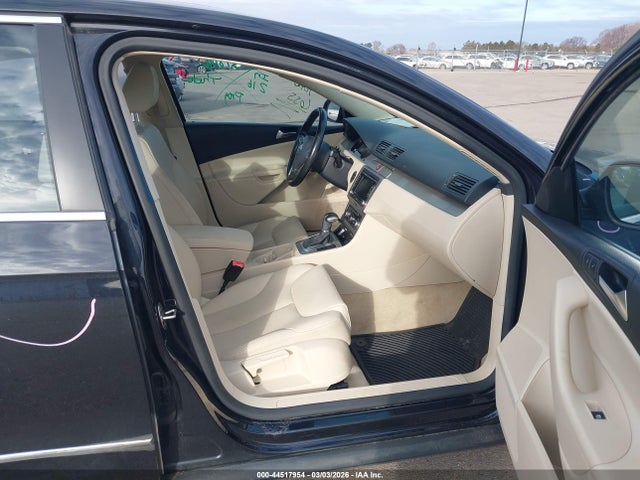 Продажа на аукционе авто 2010 Volkswagen Passat Komfort, vin: WVWJK7AN7AE075705, номер лота: 44517954