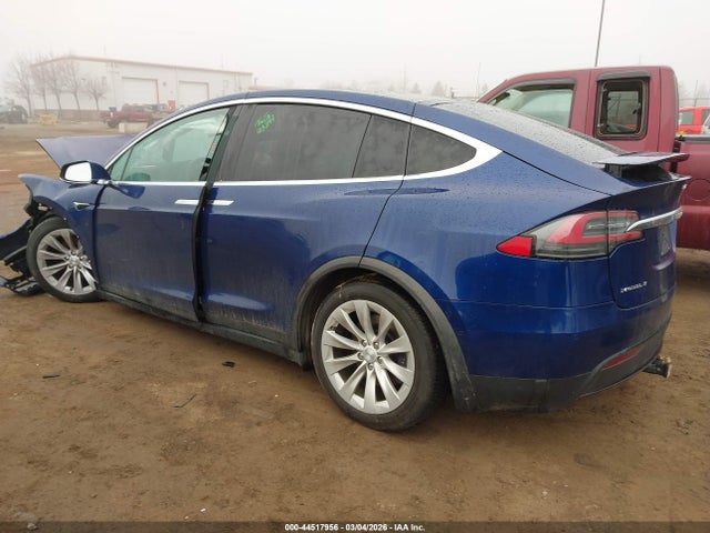 44517956 :رقم المزاد ، 5YJXCBE2XJF103294 vin ، 2018 Tesla Model X 100d/75d/p100d مزاد بيع