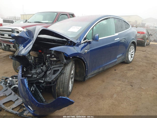 44517956 :رقم المزاد ، 5YJXCBE2XJF103294 vin ، 2018 Tesla Model X 100d/75d/p100d مزاد بيع