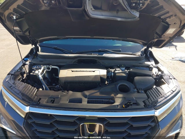 44517967 :رقم المزاد ، 5FNYG1H4XSB013080 vin ، 2025 Honda Pilot Ex-l مزاد بيع