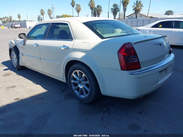 Продаж на аукціоні авто 2006 Chrysler 300c, vin: 2C3KA63H96H490151, номер лоту: 44517966