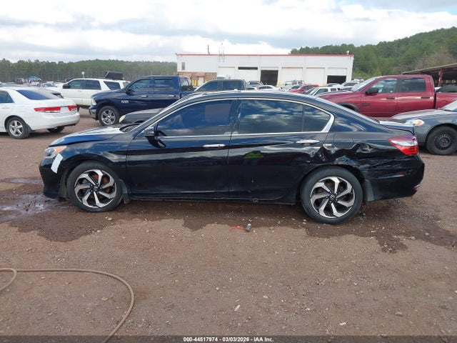 2016 Honda Accord Ex-l V-6 მანქანა იყიდება აუქციონზე, vin: 1HGCR3F84GA003667, აუქციონის ნომერი: 44517974