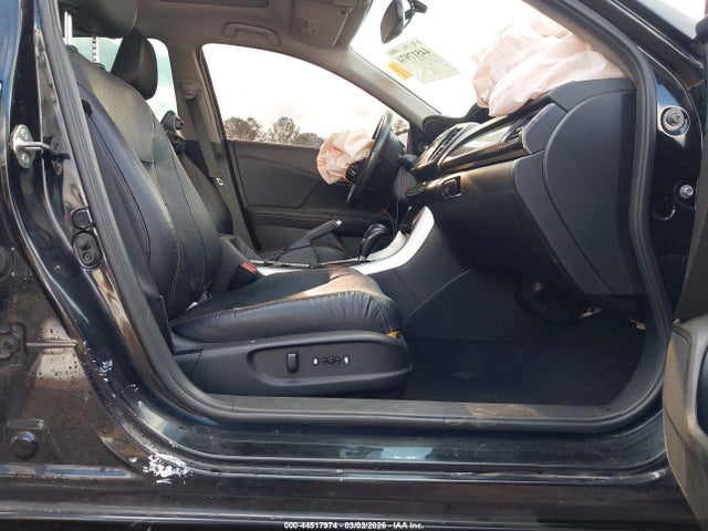 2016 Honda Accord Ex-l V-6 მანქანა იყიდება აუქციონზე, vin: 1HGCR3F84GA003667, აუქციონის ნომერი: 44517974