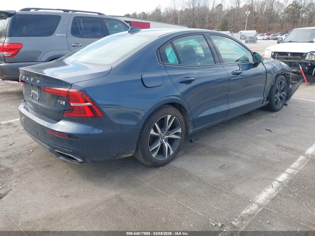 44517980 :رقم المزاد ، 7JR102FM9KG006370 vin ، 2019 Volvo S60 T5 R-design مزاد بيع