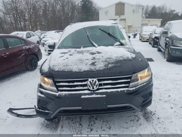 Продаж на аукціоні авто 2019 Volkswagen Tiguan 2.0t Se/2.0t Sel/2.0t Sel R-line/2.0t Sel R-line Black, vin: 3VV2B7AX8KM183236, номер лоту: 44518005